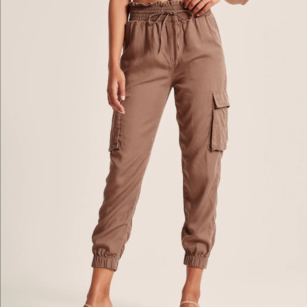 Abercrombie & Fitch Cargo Joggers